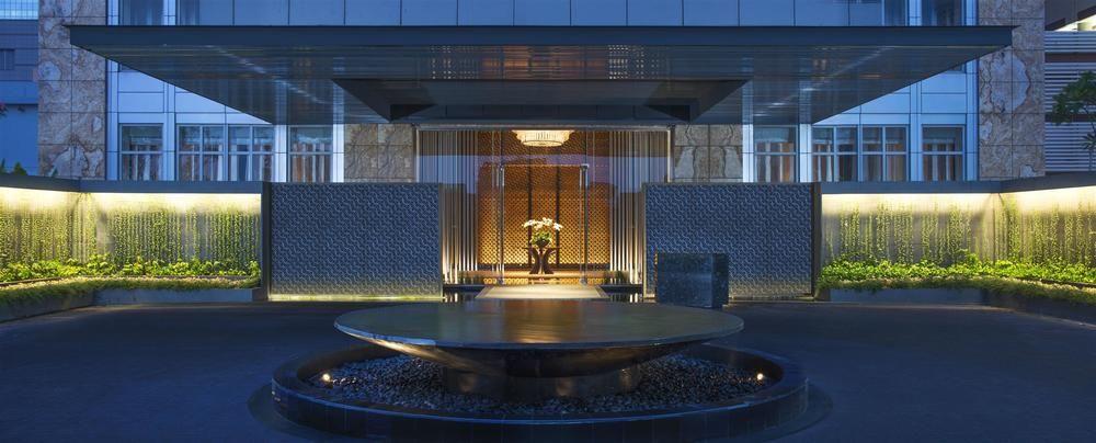 Keraton At The Plaza, A Luxury Collection Hotel, Jakarta Exterior photo